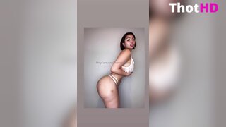 ThatHoneyDip Big Tits and Ass_001