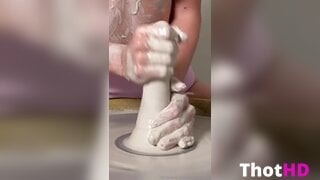 Haven.tunin Feet and Cleavage OF