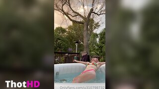 Potteryprincess Pool Bikini Video