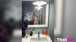 MegNutt Bikini Bathroom XXX