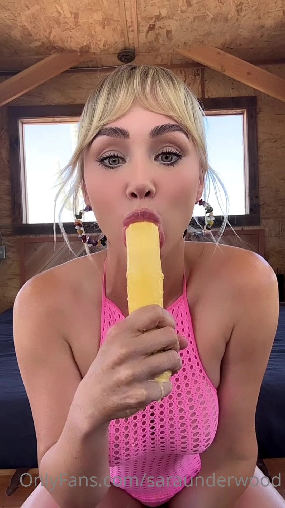 Sara Jean Underwood Blowjob and Ass Leak