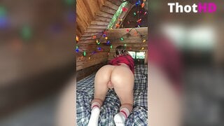 Sara Jean Underwood Bottomless Masturbating OF