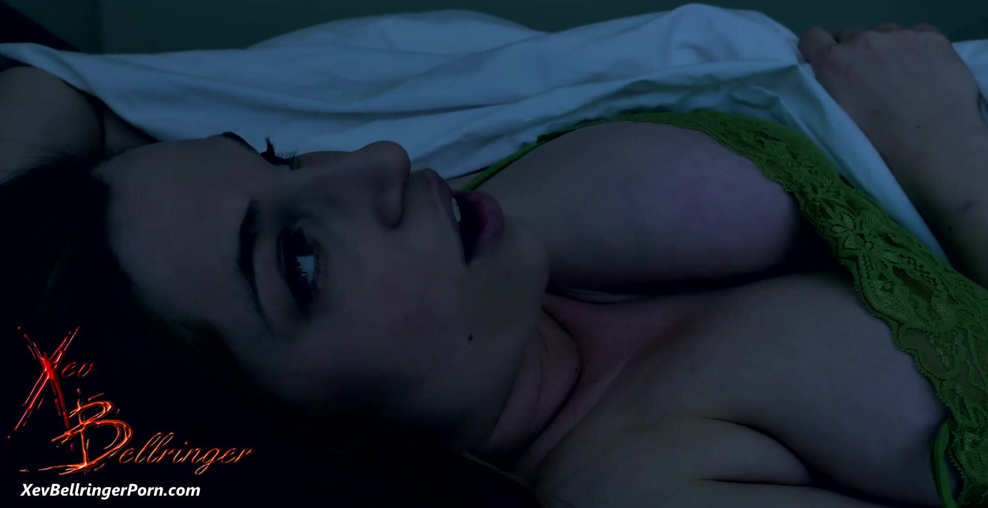 Xev Bellringer Close-Up Saggy Tits OnlyFans