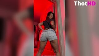 Addictedtoana Ass From Behind NSFW