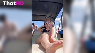Anattraction Feet in Bikini Leaked