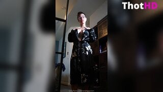 Anattraction Undressing