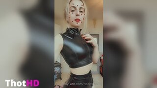 Hoopsydaisy Topless in Shorts Leak