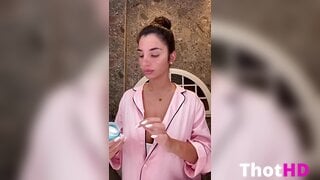 Bufalika Cleavage Big Tits Leak