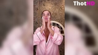 Bufalika Cleavage Big Tits Leak