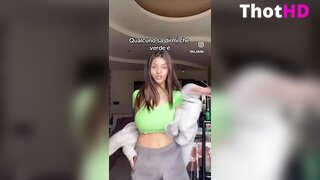 Ika D'Auria Big Tits Leaked_001