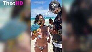 Ika D'Auria Bikini Beach Leak