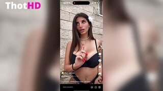 Ika D'Auria Cleavage Leaked