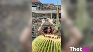 Ika_dauria Bikini Cleavage OF