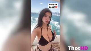Ika_dauria Bikini Cleavage Video