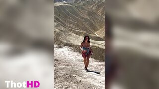Ika_dauria Outdoor Cleavage OnlyFans