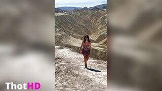 Ika_dauria Outdoor Cleavage OnlyFans