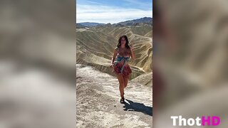 Ika_dauria Outdoor Cleavage OnlyFans