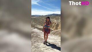 Ika_dauria Outdoor Cleavage OnlyFans
