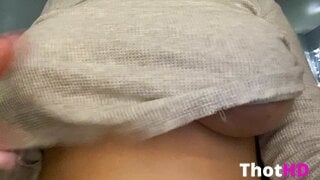 Giannaxhassan Braless NSFW