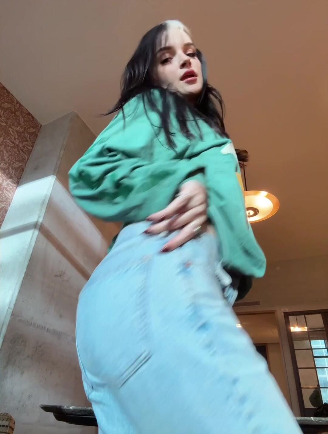 PeachJars Ass From Below OF