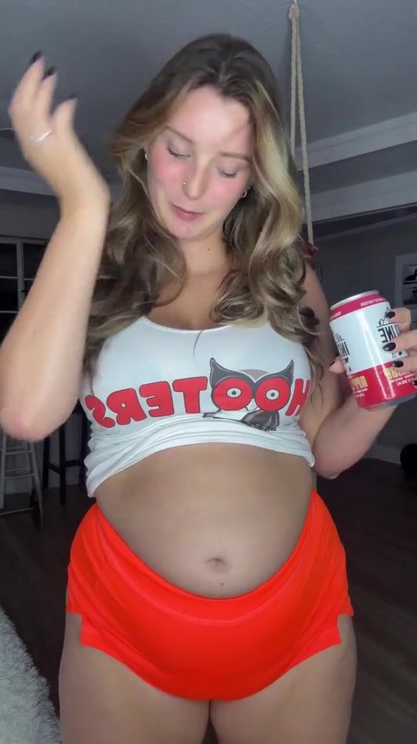 TheNicoleT Short Shorts Cleavage Leak
