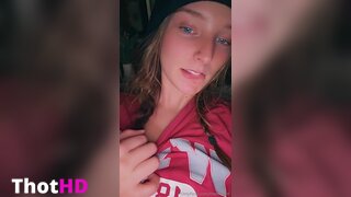TheNicoleT Tongue Out Clip