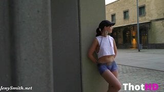 Jeny Smith Denim Shorts Outdoor Leak