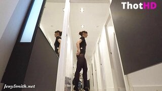 Jeny Smith Pantyhose Squatting Leaked