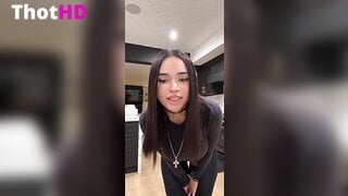 Kiarapeachlegit Choker