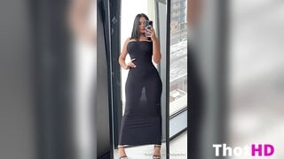Leila Santese Curvy in Dress Video