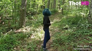 Boba Bitch Hot And Humid Fingering In The Woods