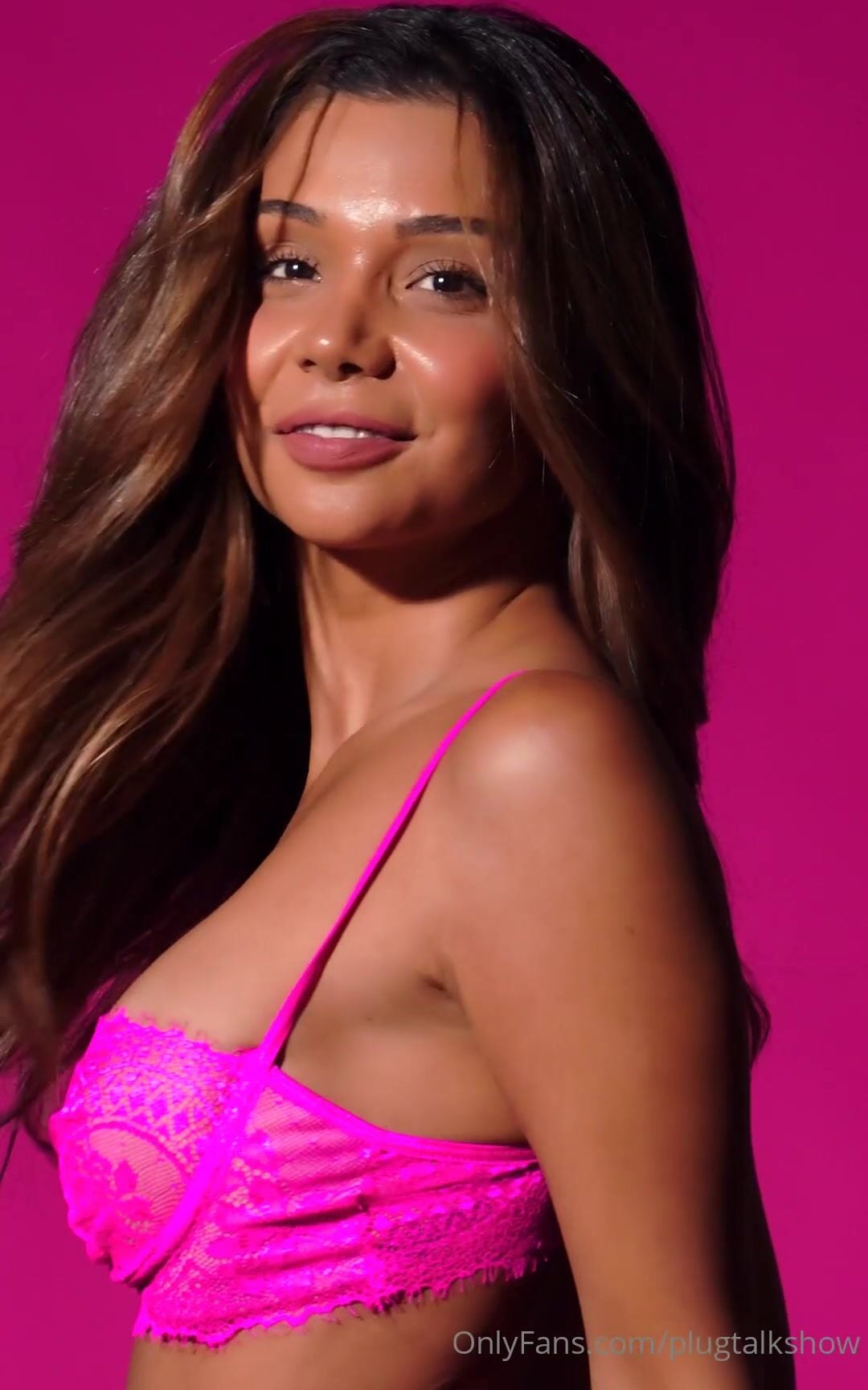 Ava Amira Lingerie Armpits Leaked