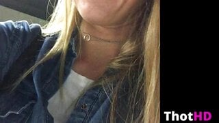 Iviroses Close-Up Pussy OF