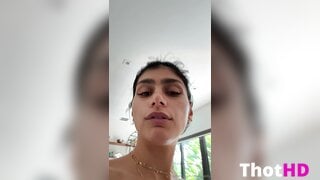 Mia Khalifa Big Tits Close-Up Clip