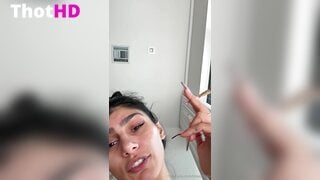 Mia Khalifa Big Tits Close-Up Clip
