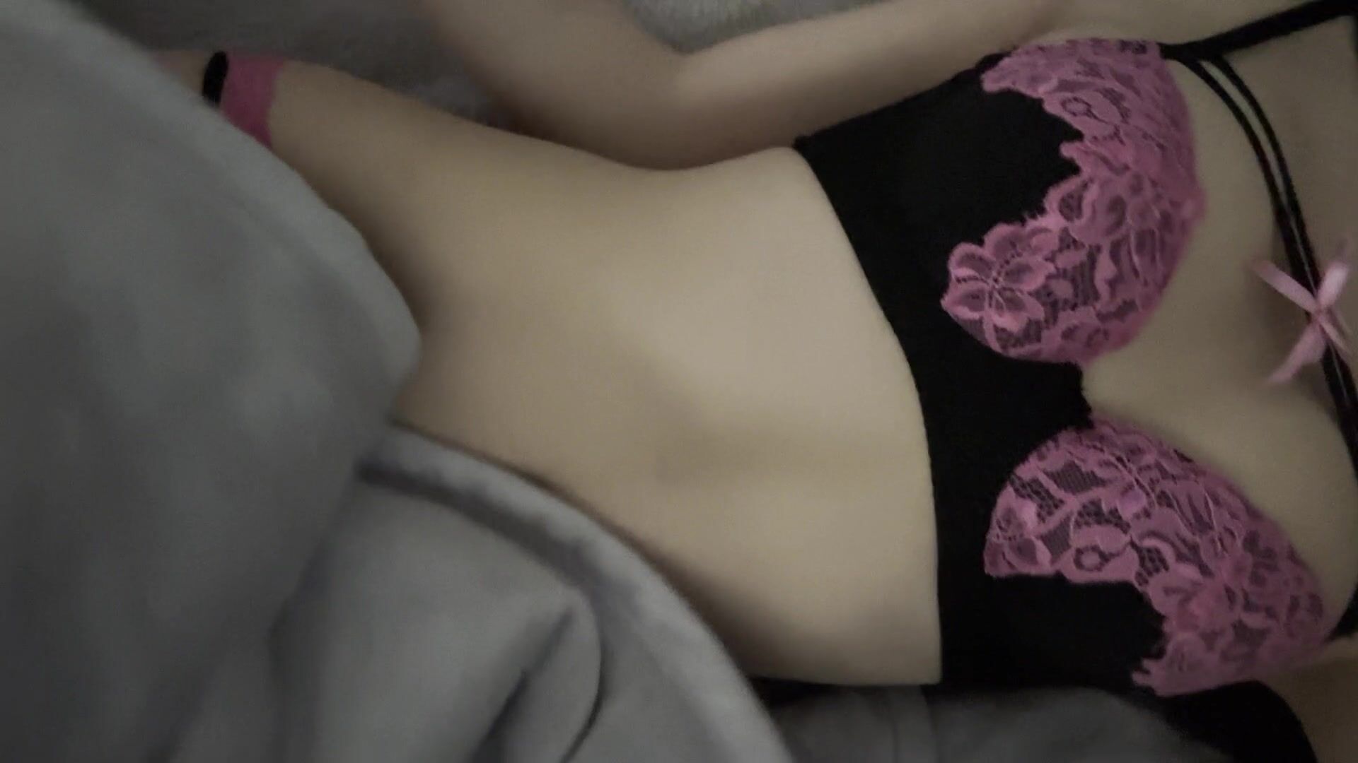 Bunny Una Lingerie Close-Up Leaked