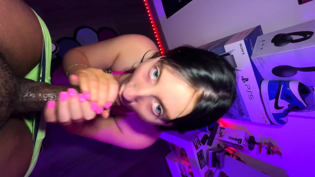 Aleksamink BG Sex Asshole OnlyFans