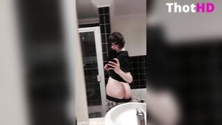Little_emo_kitten Bathroom Underboob OF