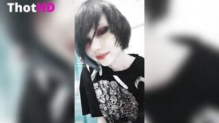 Little_emo_kitten Bathroom Underboob Video