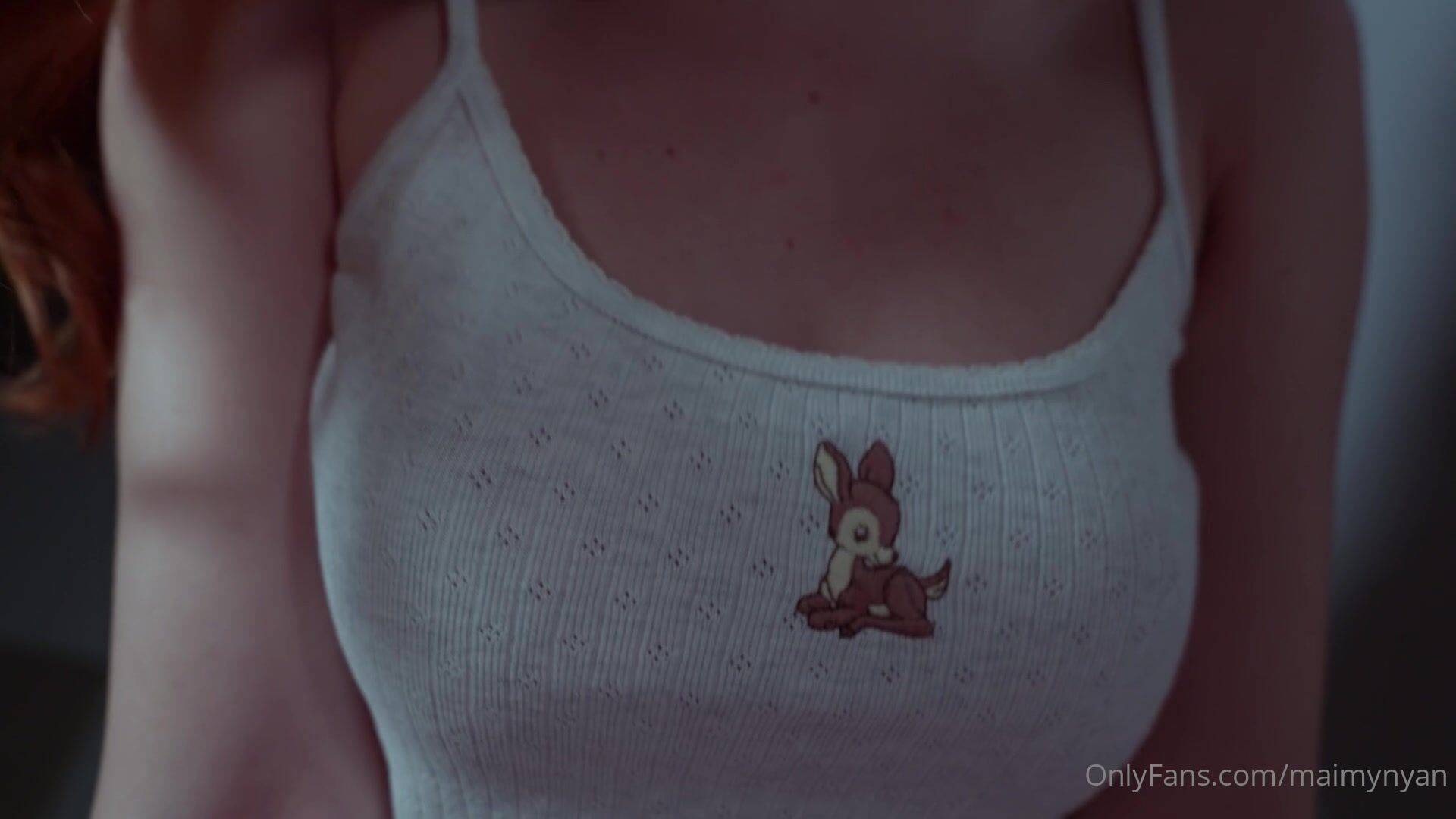 MaimyNyan Cleavage Close-Up OF