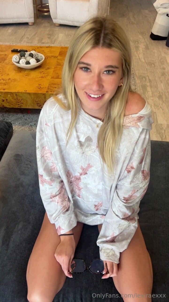 Lexiraexxx Nude on Couch OnlyFans