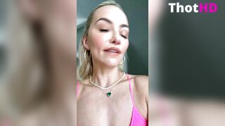 Lindsey Pelas Ass Bottomless OF