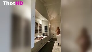 Lindsey Pelas Bathroom Pubic Hair OnlyFans