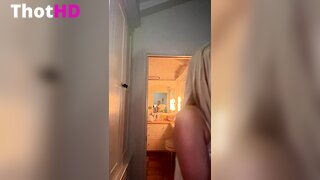 Lindsey Pelas Cleavage Big Tits XXX_001
