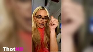 Lindsey Pelas Cleavage Thighhighs Leak