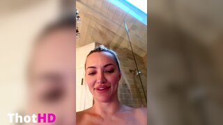 Lindsey Pelas Nude Towel OnlyFans