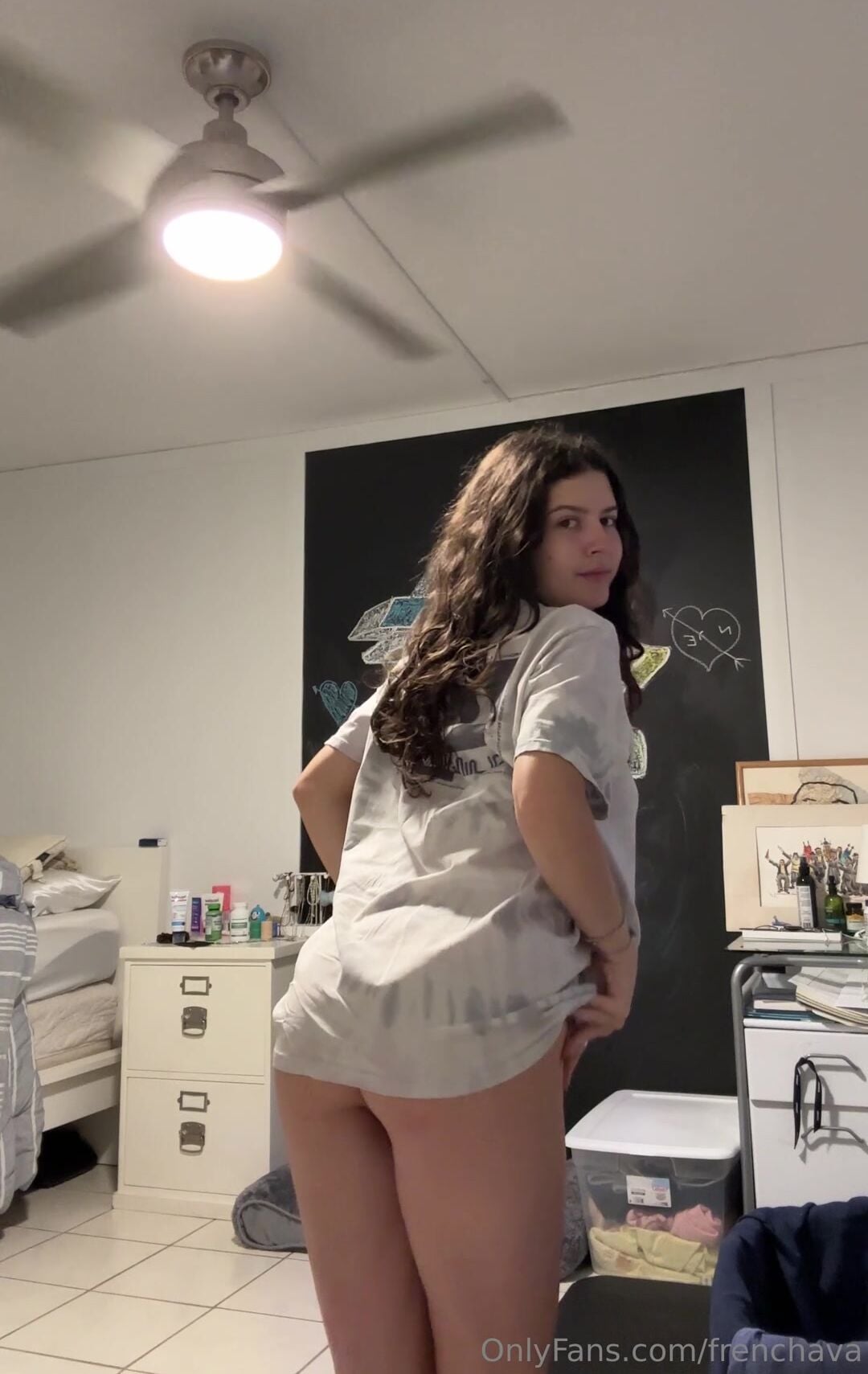 FrenchAva Bottomless Ass XXX