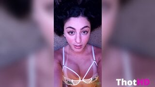 Starrysigh Cleavage and Tanlines OnlyFans
