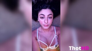 Starrysigh Cleavage and Tanlines OnlyFans