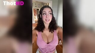 Starrysigh Cleavage with Big Tits